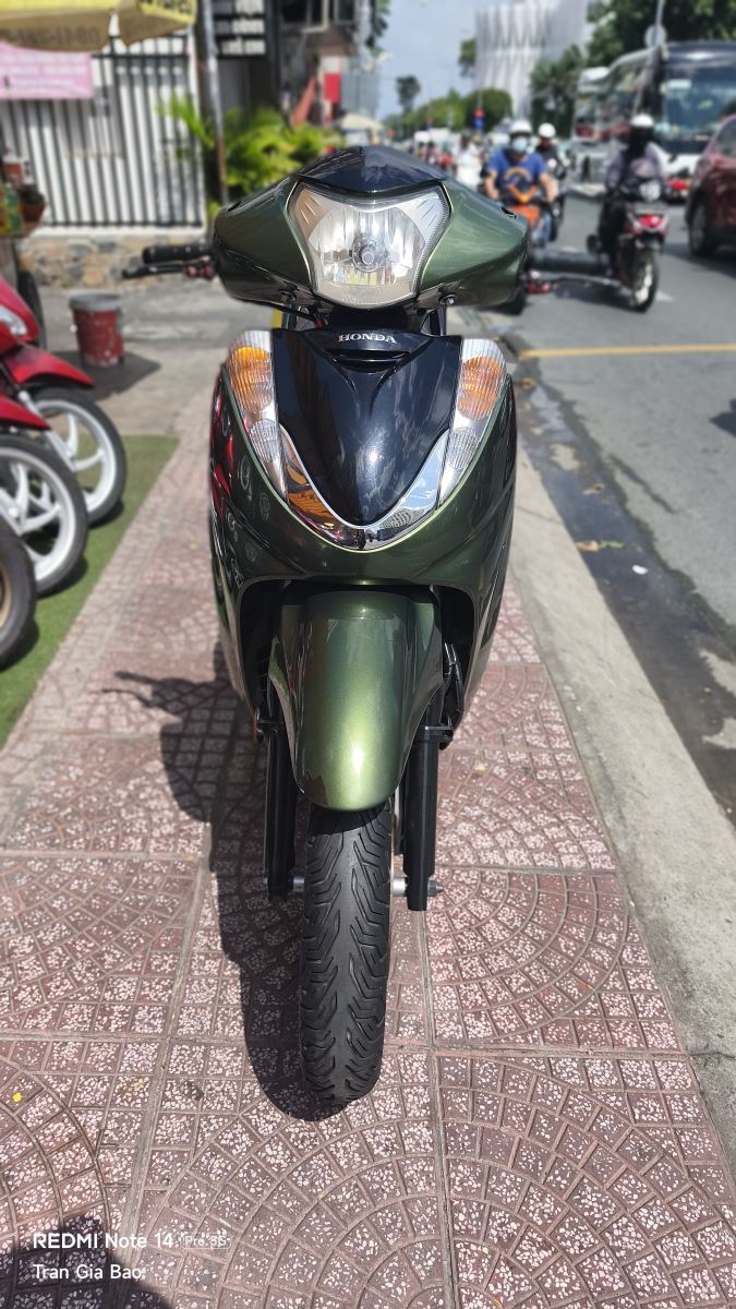 HONDA SH 300i Ý – 2007 – DÒNG XE NHẬP KHẨU, GIÁ TỐT CHO NGƯỜI ĐAM MÊ